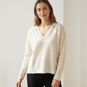Minnie Rose Cream V-Neck Cashmere Blend Sweater